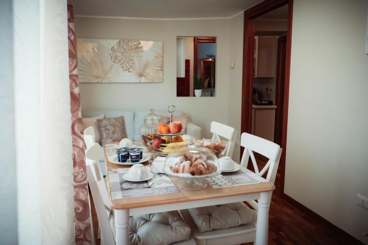La Terrazza Dei Gemelli - Casa Vacanze Venosa Bagian luar foto